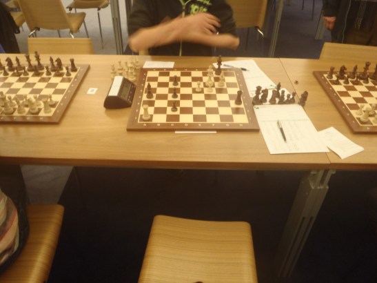 Stelling bij Evert. Toren a3 voor zwart lukt net niet