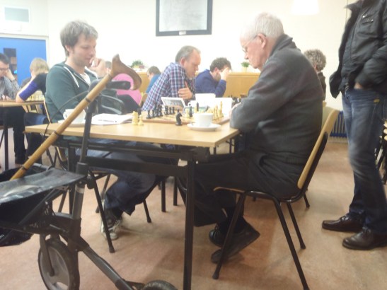 De bovenste borden (4-2)